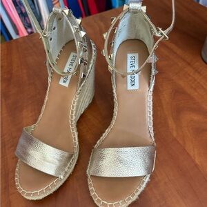Steve Madden wedges